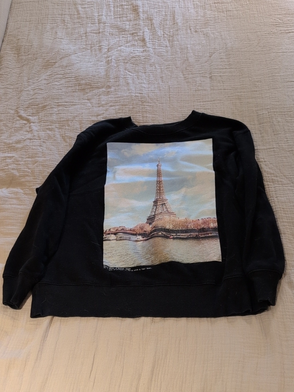 Black Women's Sweatshirt with Eiffel Tower Graphic